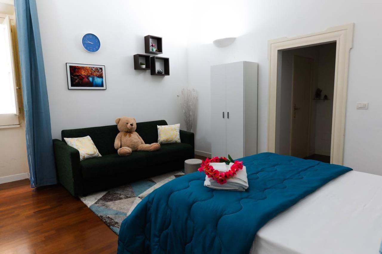 Davids Room Palazzo Tamborino Lecce Exterior photo